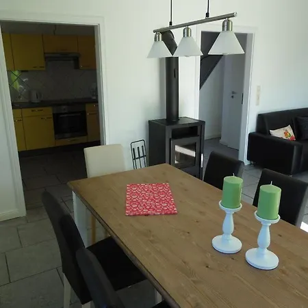 Tacke 4 Comfortable *